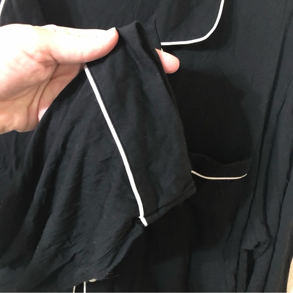 Cozy Earth Women's Bamboo Stretch Knit Long Sleeve Pajama Top in Black - Size XL - Picture 3 of 8